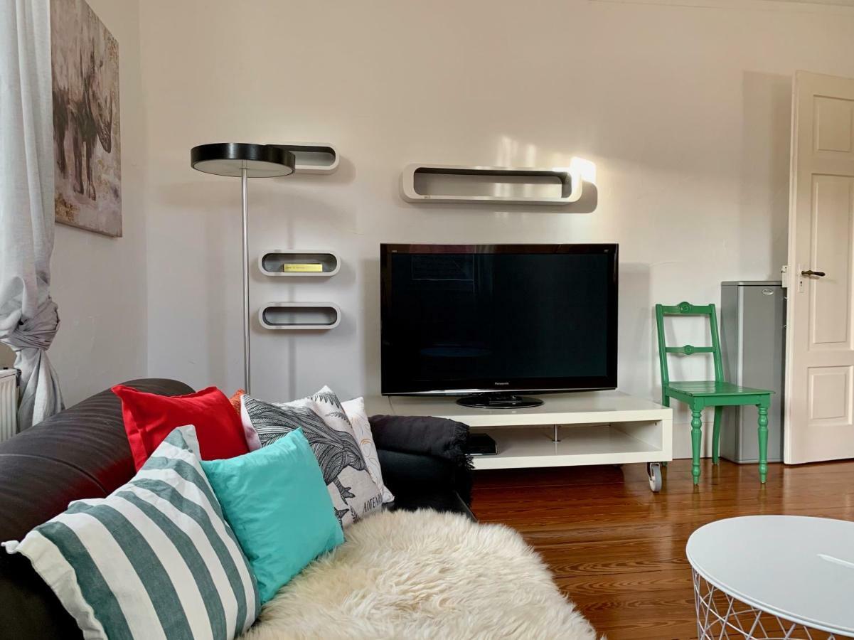 Deluxe Business City Apartments Metzingen Villa Landenberger المظهر الخارجي الصورة